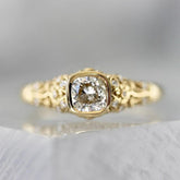 Bright Cushion Diamond Engraved Ring in 18K Yellow Gold