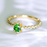 Tsavorite Asscher Cut & Diamond Twisted Ring in 18K Gold