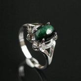 2.53ct Green Cat's Eye Stone Cabochon Ring in Platinum 950