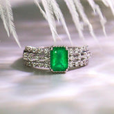 Emerald with Diamonds Engagement Ring in 18K White Gold