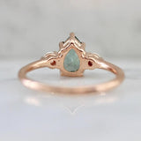 Teal Sapphire & diamonds Engagement Ring in 18k Rose Gold