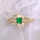 Cluster Emerald & Diamonds Ballerina Design Ring in 18K Yellow Gold