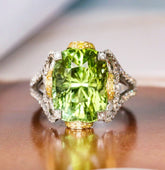 9.5ct Green Tourmaline & Diamonds Cocktail Ring - 18K White Gold