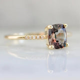 1.2ct Purple Lavender Spinel & Diamonds Ring - 18K Yellow Gold