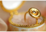 Vintage White Diamond Ring in 18K Yellow Gold with Egyptian Style