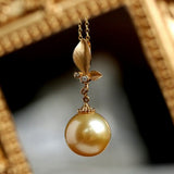 11mm Golden South Sea Pearl Pednant in 18K Yellow Gold