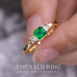 Art Deco Design Emerald 18K Yellow Gold Ring