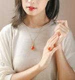 18K Yellow Gold Round Southern Red Agate Diamond Necklace