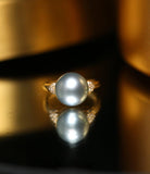 10mm Silver-Grey Tone Madama Pearl Ring - 18K Yellow Gold