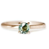 0.5ct Green Sapphire 18K Yellow Gold Ring
