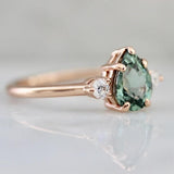 Teal Sapphire & diamonds Engagement Ring in 18k Rose Gold