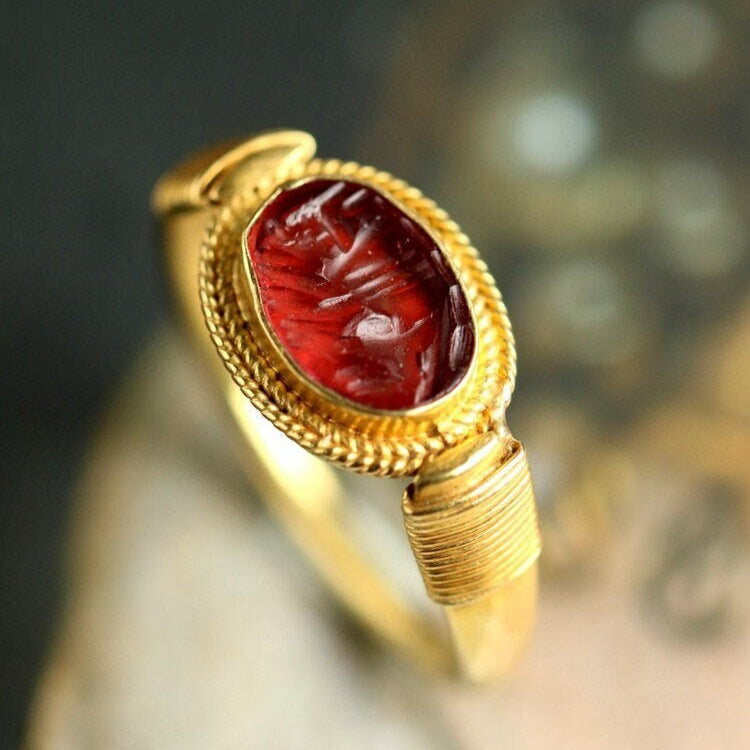 Garnet Antique Egyptian Ring in 22K Yellow Gold