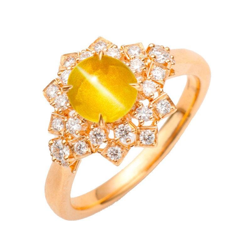1.28ct Chrysoberyl Cabochon 18K Yellow Gold Ring with Cluster Diamond