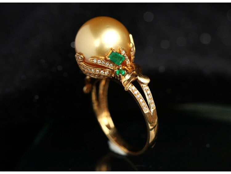 11mm Golden South Sea Pearl & Emerald Ring in 18K Yellow Gold