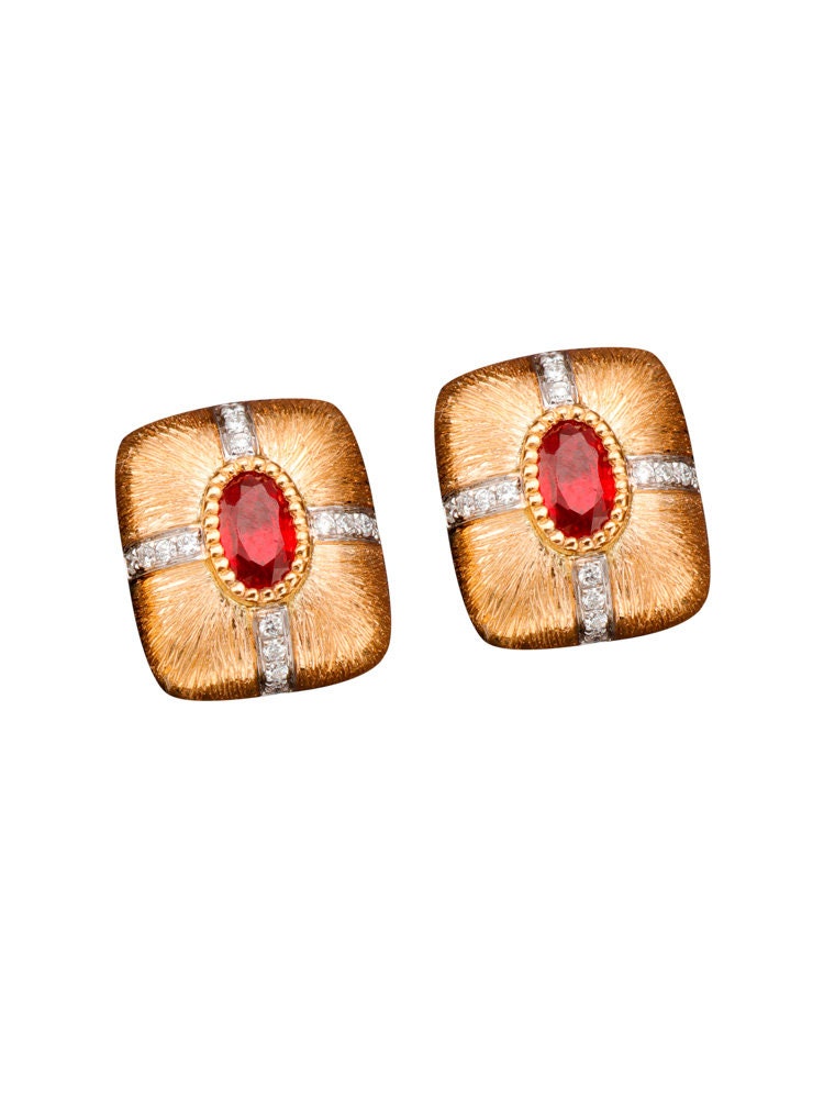 Pigeon Blood Ruby 18K Vintage Earrings with Italian Brush Finish