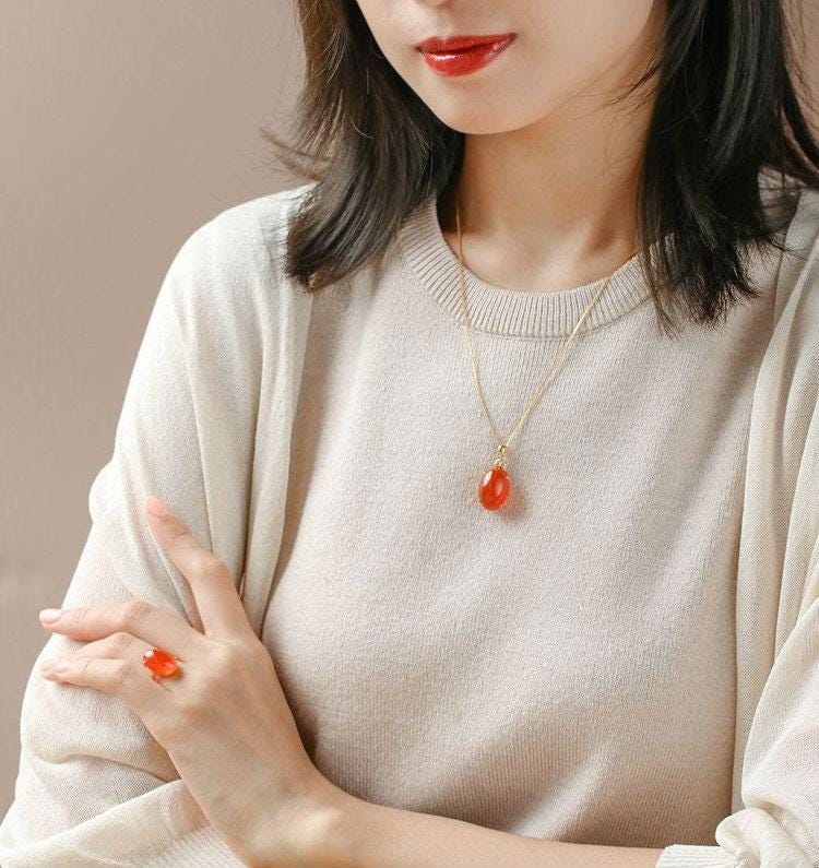 Huge Southern Red Agate Necklace - 18K Yellow Gold