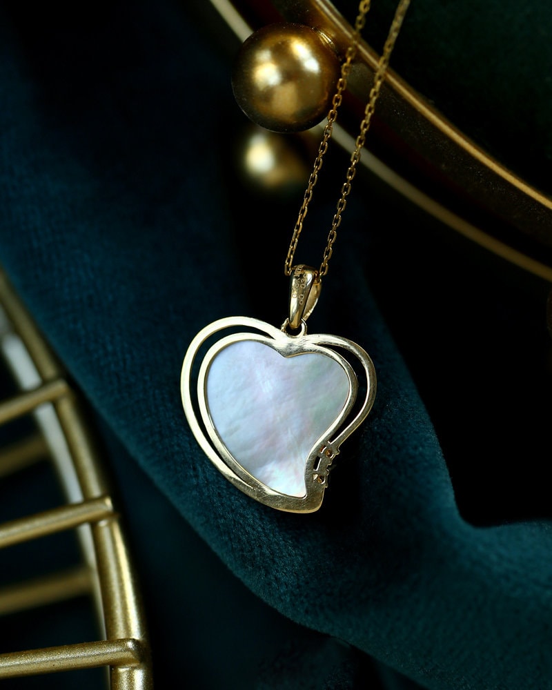 Heart Shape Japan Mabe Pearls & Diamond Pendant - 18K Yellow Gold