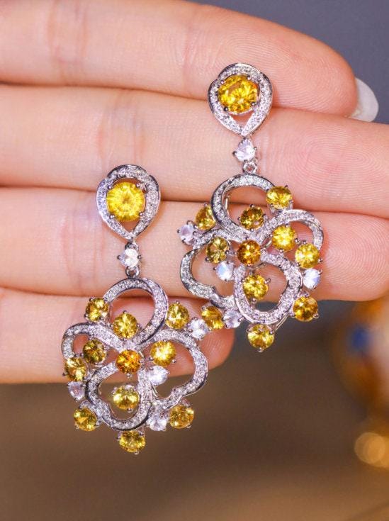 Cluster Yellow Sapphire Free Form Diamonds Earrings in 18K Gold
