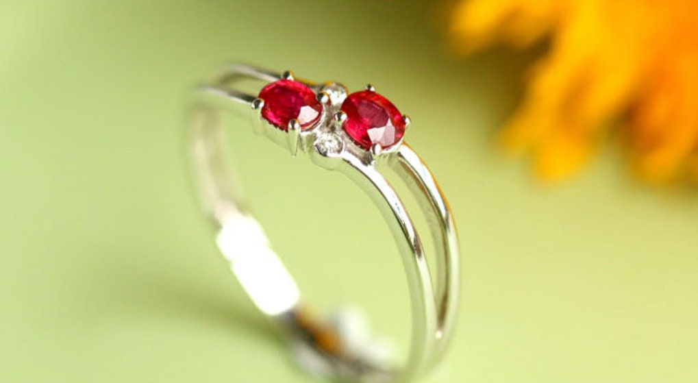 Open Ring with Two Rubies in 18K Yellow Gold