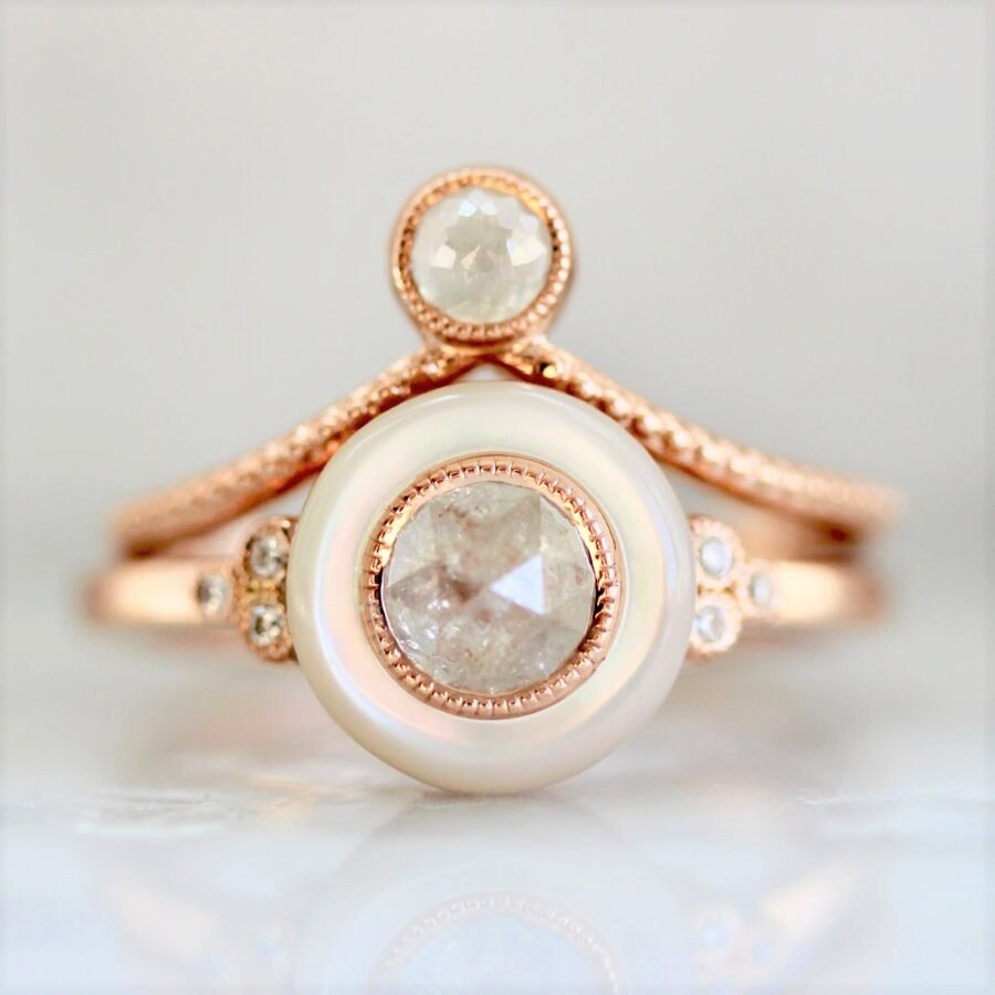 Icy Round Rose Cut Diamond 18K Rose Gold Chevron Ring