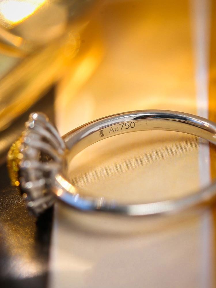 Luxury Yellow Diamonds Halo Ring in Platinum 950