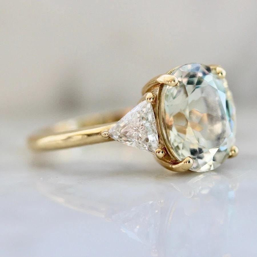 18K Gold 4ct Light Green Tourmaline Wedding Ring