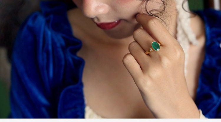 Emerald Bezel-Set Diamond Ring in 18K Yellow Gold