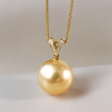 V-Shaped Diamonds Pendant with Hgue South Sea Golden Pearl - 18K Gold