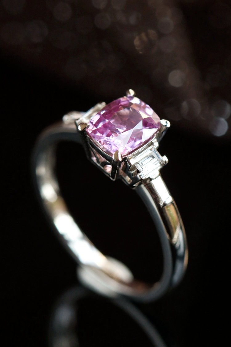 1.03ct Pinkish Spinel & Diamond Baguette Ring - 18K White Gold