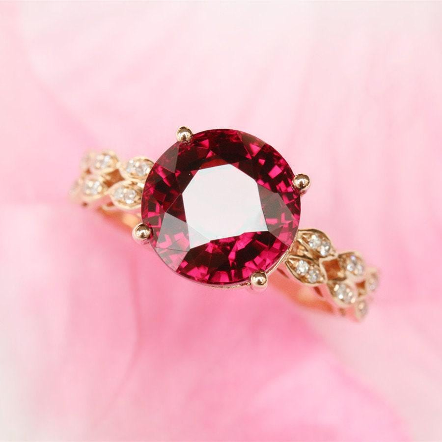 7mm Peach Red Garnet Round & Diamond Ring - 18K  Yellow Gold