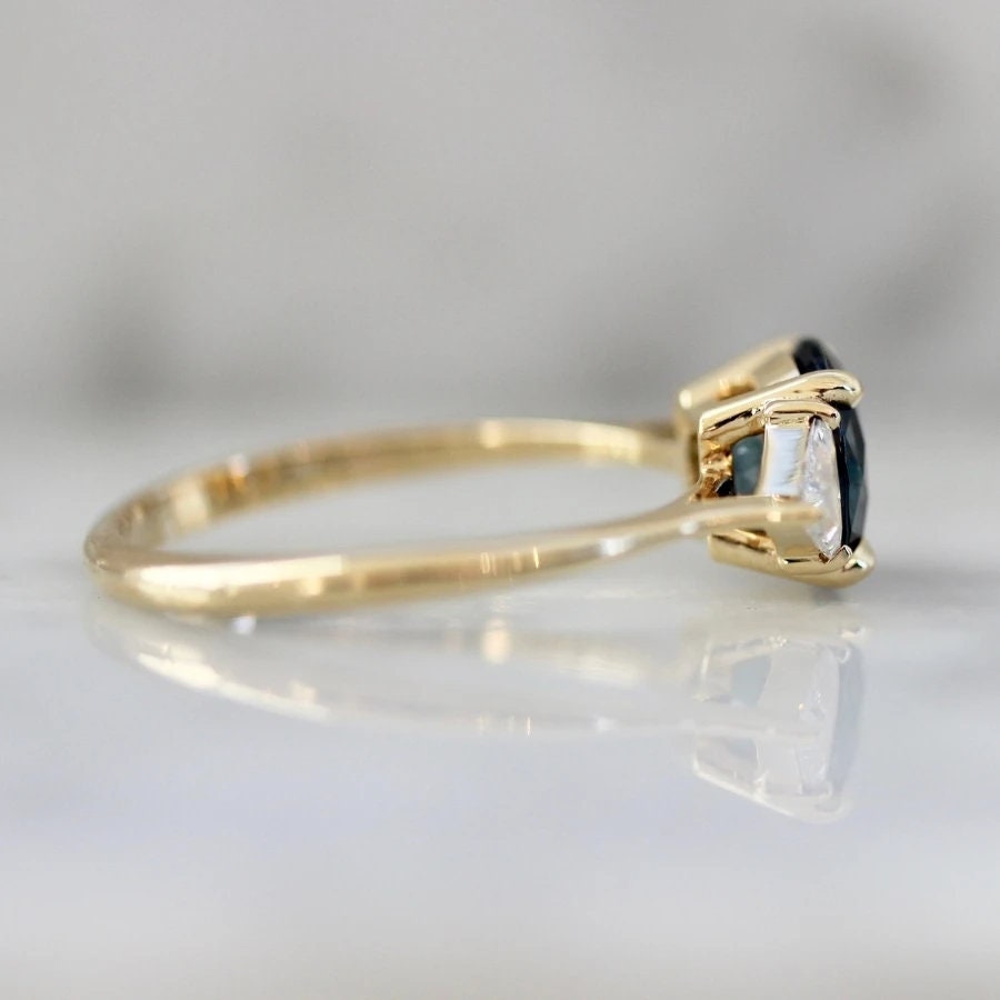 1.35ct Sapphire Round Cut Ring with Diamond Accent in 14K Yellow Gold