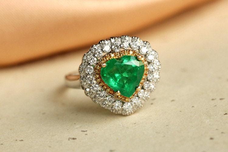 3ct Emerald Heart Shape & Full Diamond Pave Ring in 18K Dual Gold