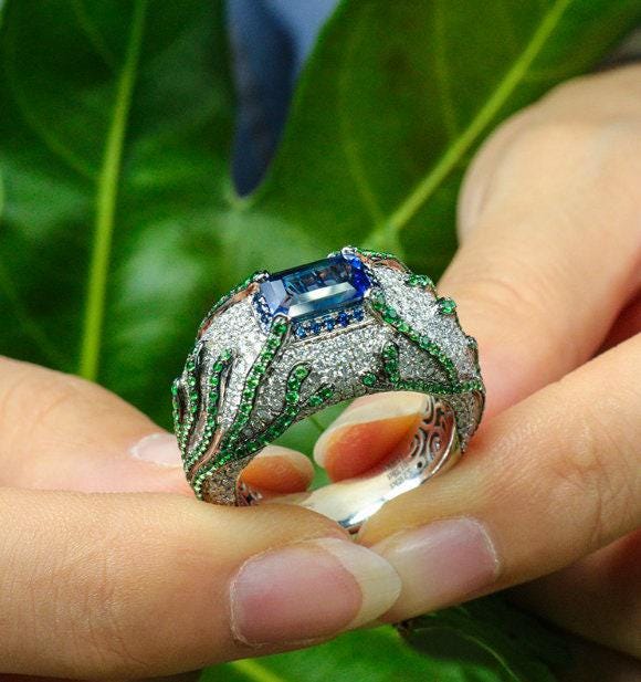 2.08ct Sapphire Emerald Cut Horizontal Stone Ring - 18K White Gold