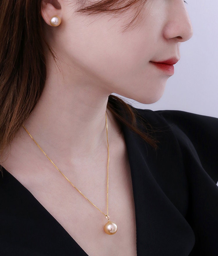 Premium 14mm South Sea Golden Pearl 18K Gold Necklace