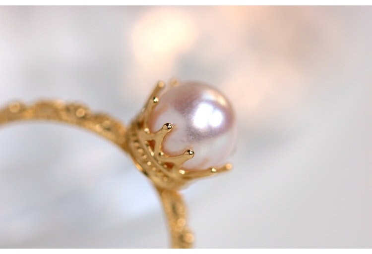 3A+ Akoya Pearl & Diamond Vintage Ring - 18K Yellow Gold