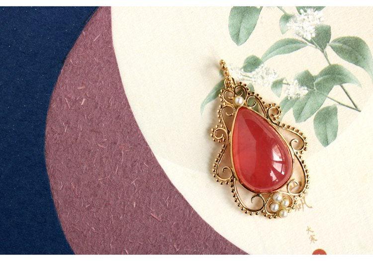 Rhodochrosite 12x17mm & Akoya Baby Pearl Pendant in 18K Yellow Gold