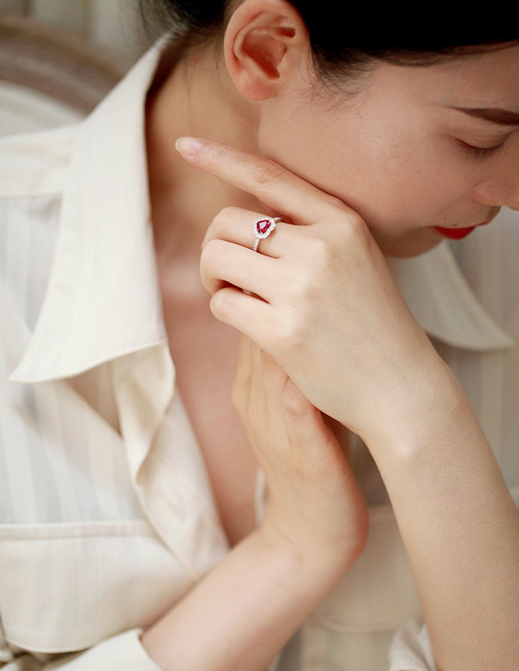 1.25ct Spinel Heart & Diamond Ring in 18K White Gold