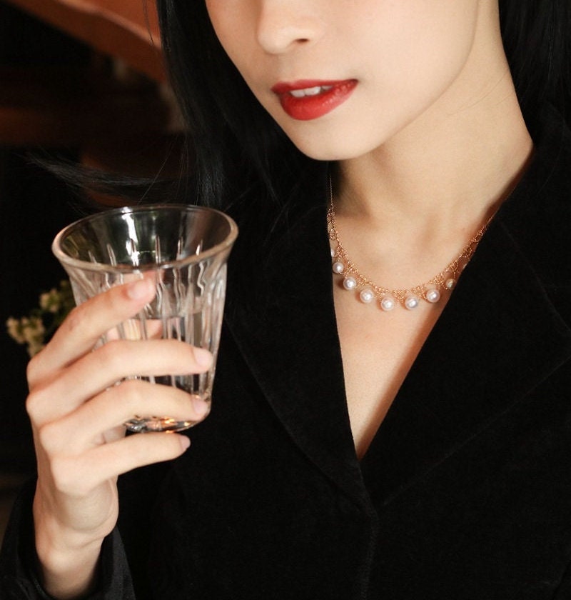 Stunning 7mm Akoya Pearl Lace Necklace in 18K Yellow Gold