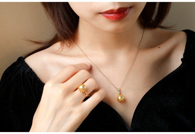 11mm Golden South Sea Pearl & Diamond Hollow-out Ring in 18K Gold