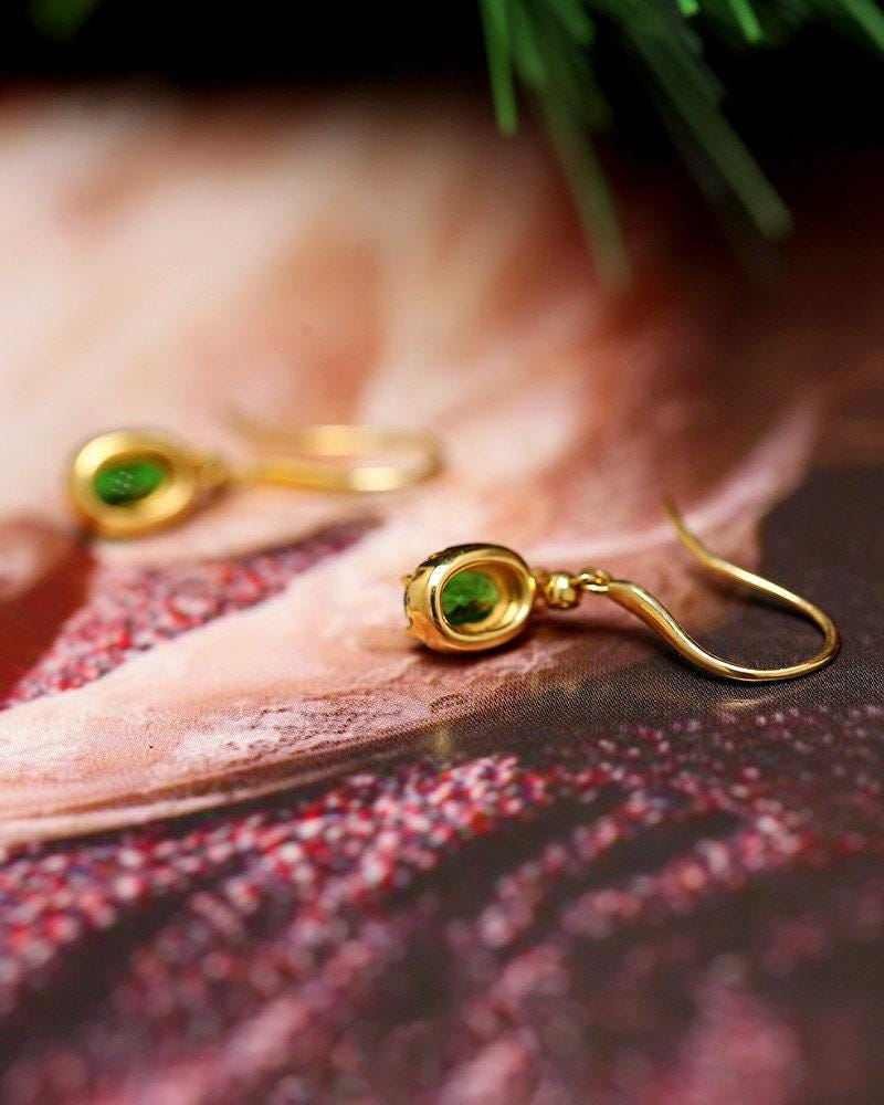 Tsavorite Oval Cut & Diamond Earrings - 18K Yellow Gold