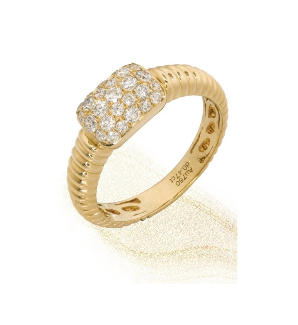2 Style + Italian Engraved Wing Shape Earrings with Diamond in 18K Gold