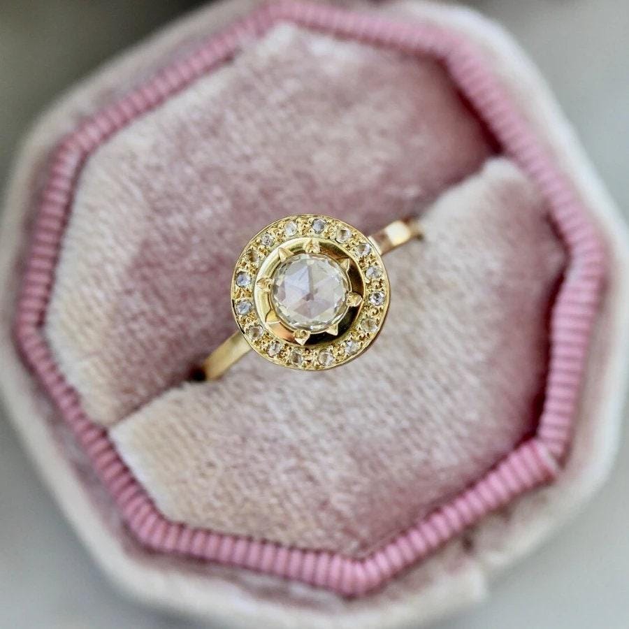 White Diamond Round Rose Cut Diamond Ring in 18K Yellow Gold