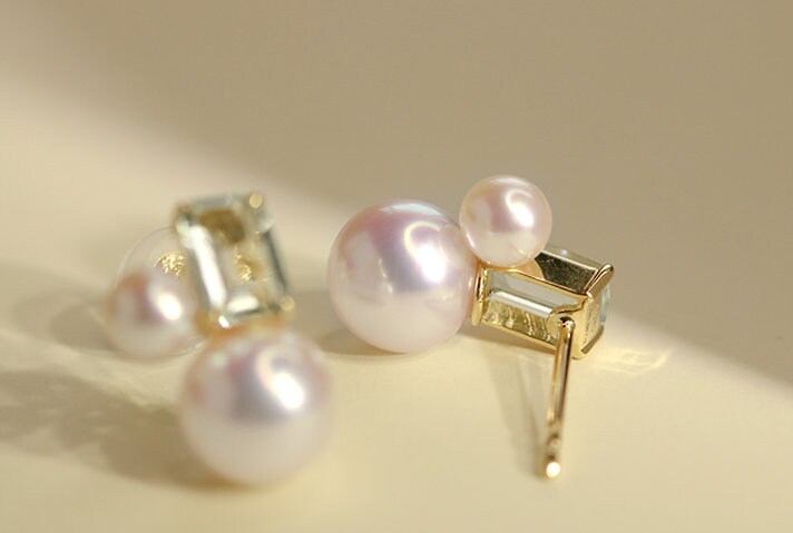 Aquamarine & Akoya Pearl Earrings - 18K Yellow Gold