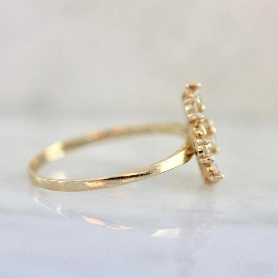 Snowflake Cluster Diamond Ring in 18K Yellow Gold