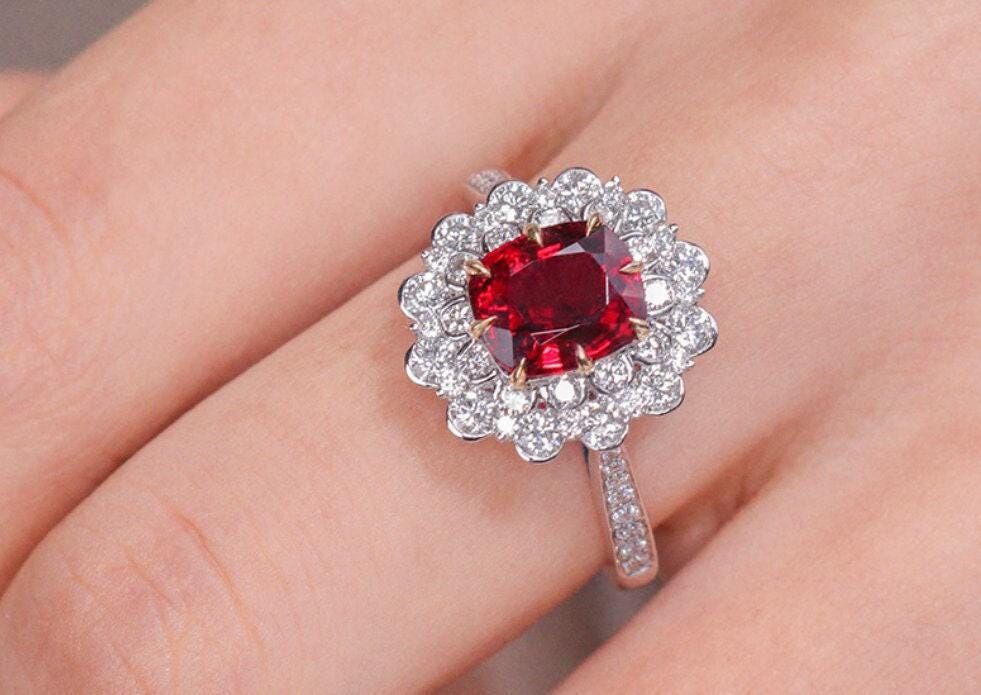 2.2ct Red Spinel & Diamonds 18K Gold Statement Ring
