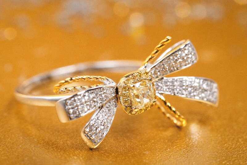 Butterfly Fancy Yellow Diamonds Ring in 18K White Gold