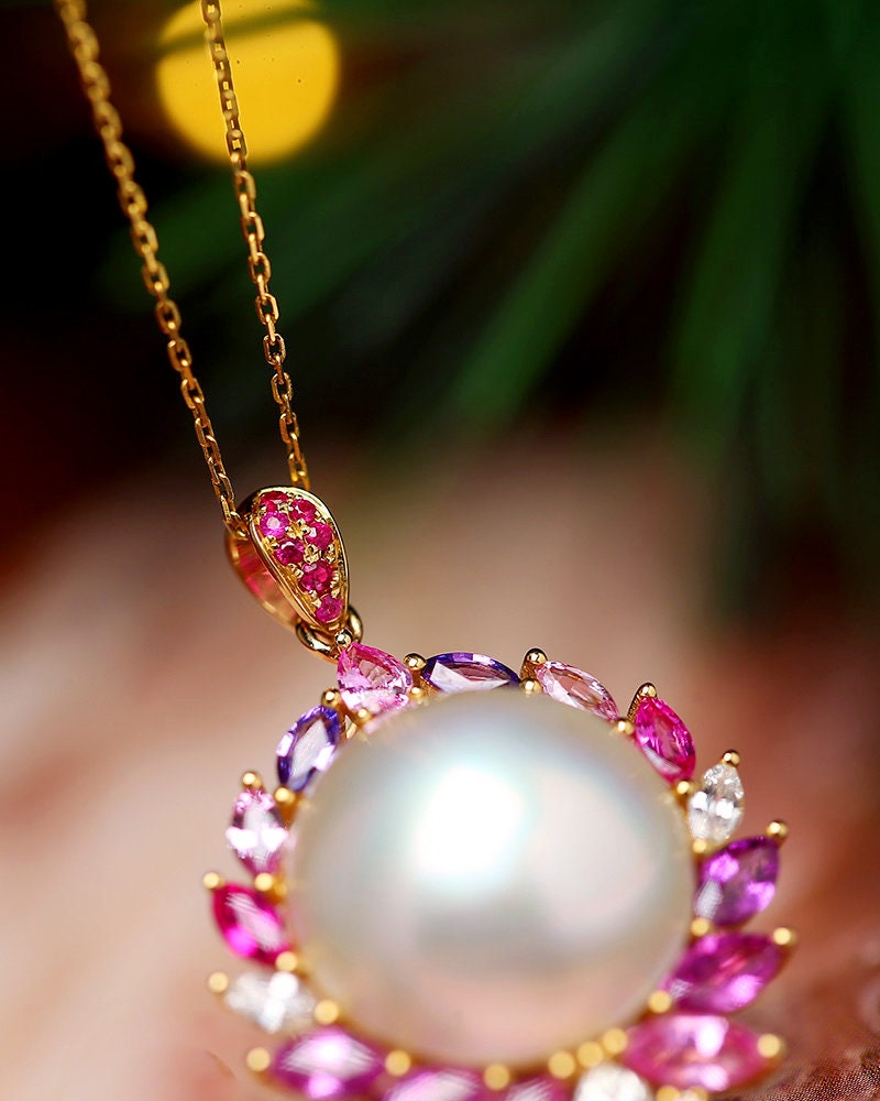 Mabe Pearl & Sapphire Cluster Necklace - 18K Yellow Gold