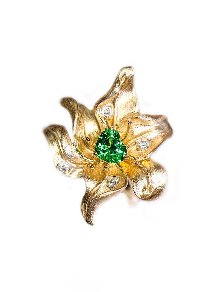 Flower Design Tsavorite & Diamond Ring in 18K Yellow Gold