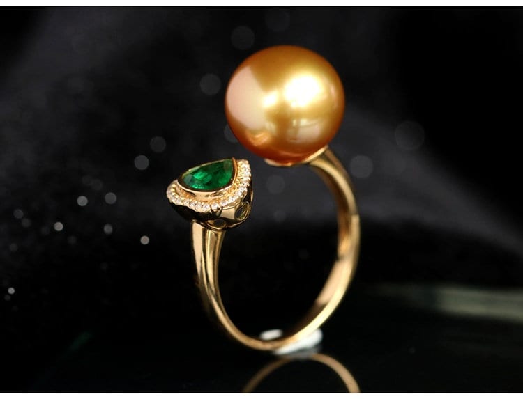 3A+ Golden South Sea Pearl & Heart Emerald Ring - 18K Yellow Gold