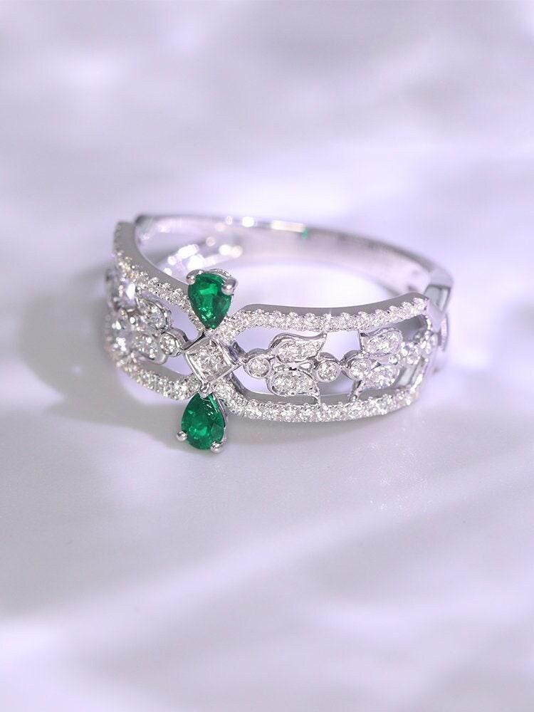 Stacking Emerald Teardrop 18K Gold Ring Set with Diamonds